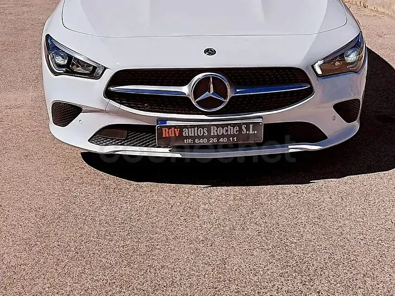 Usado Mercedes CLA200 136 CV (100 kW) 2019 Blanco Coupe