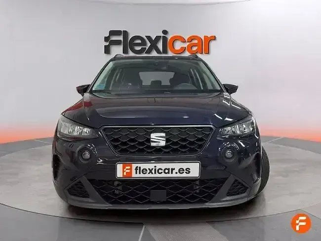Usado Seat Arona Reference 95 CV (69 kW) 2022 Azul SUV