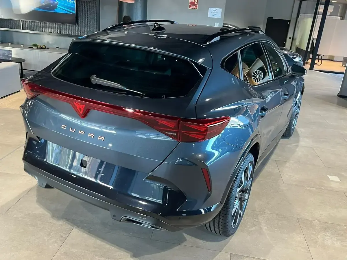 Nuevo Cupra Formentor 150 CV (110 kW) 2026 Gris SUV