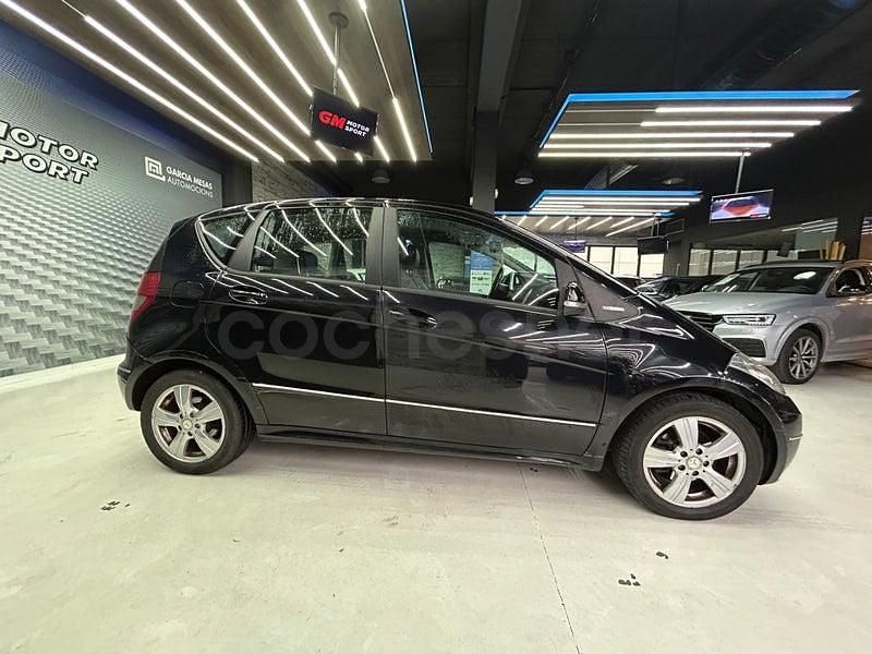 Usado Mercedes A160 95 CV (69 kW) 2010 Negro Monovolumen