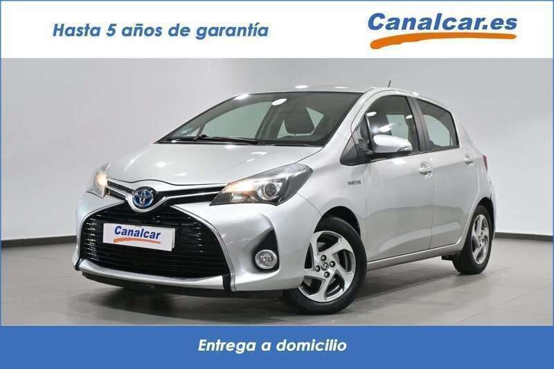 Plateado Usado 2016 Toyota Yaris Hybrid Active Utilitario | 10.663 € (Precio justo) - Imagen 1/4