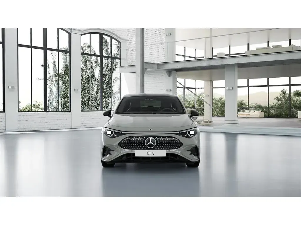 Usado Mercedes CLA 250+ 200 kW (272 CV) 2025 Manufaktur gris alpino Berlina
