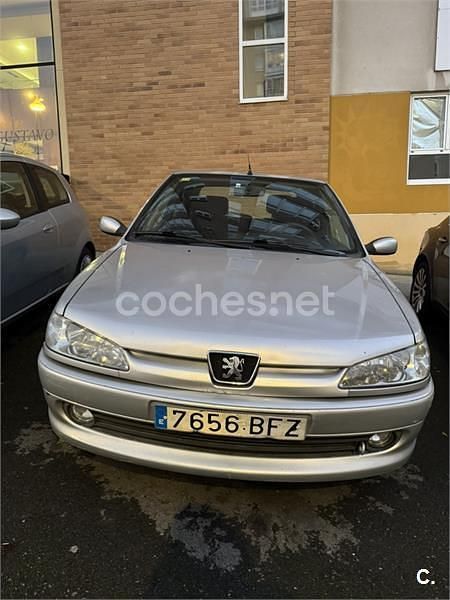 Gris / plata Usado 2000 Peugeot 306 Berlina | 2000 € (Precio justo) - Imagen 1/4