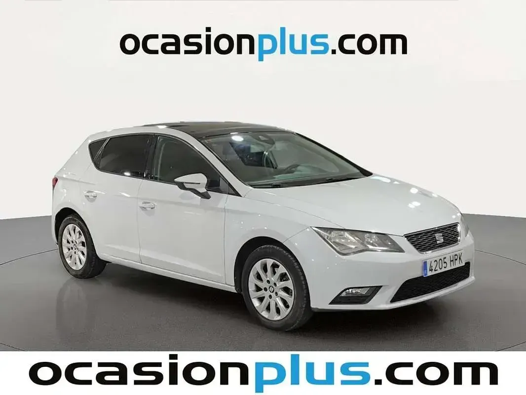 Usado Seat Leon Style 122 CV (89 kW) 2013 Blanco Utilitario