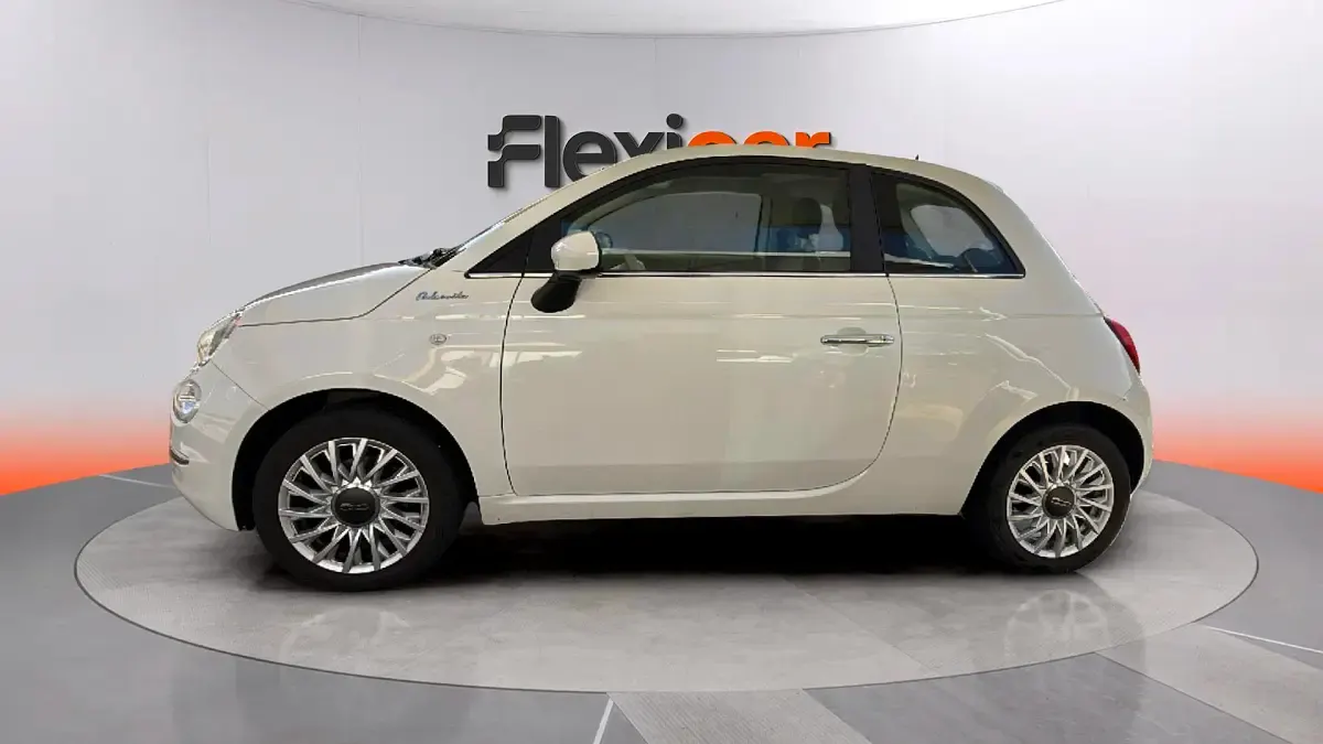 Usado Fiat 500 Dolcevita 71 CV (52 kW) 2023 Blanco Berlina