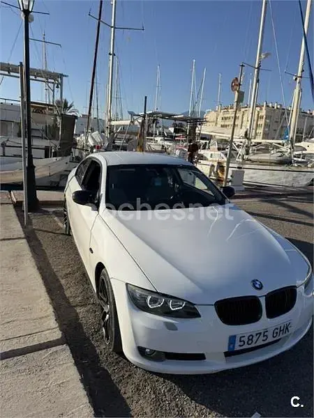 Usado BMW 320 170 CV (125 kW) 2008 Blanco Coupe