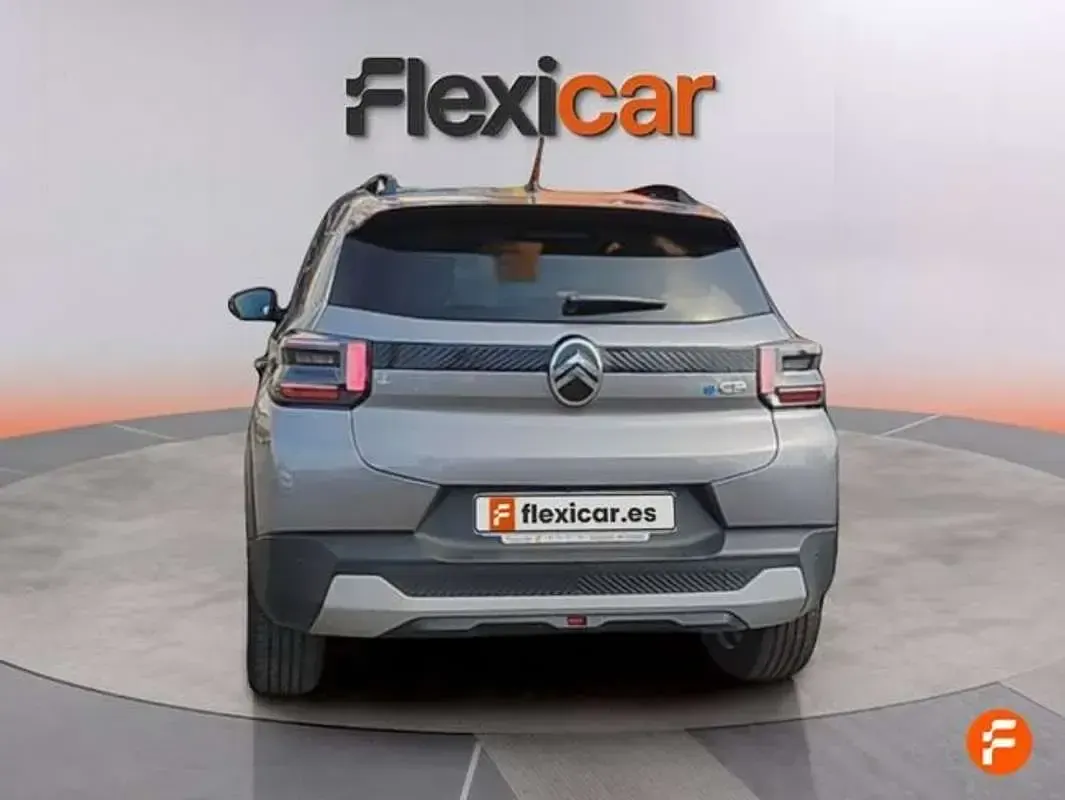 Usado Citroën e-C3 Business Class 83 kW (113 CV) 2025 Gris Berlina