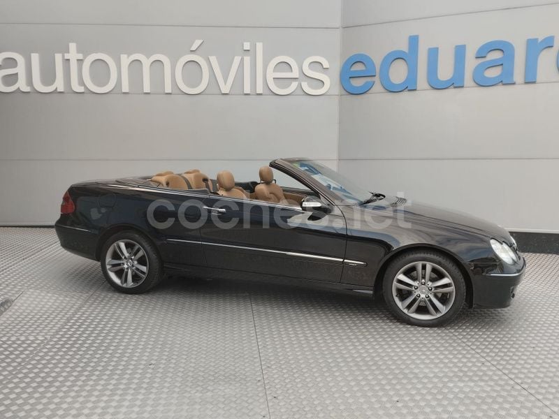 Negro Usado 2006 Mercedes CLK200 Avantgarde Descapotable | 12.500 € (Precio justo) - Imagen 1/4