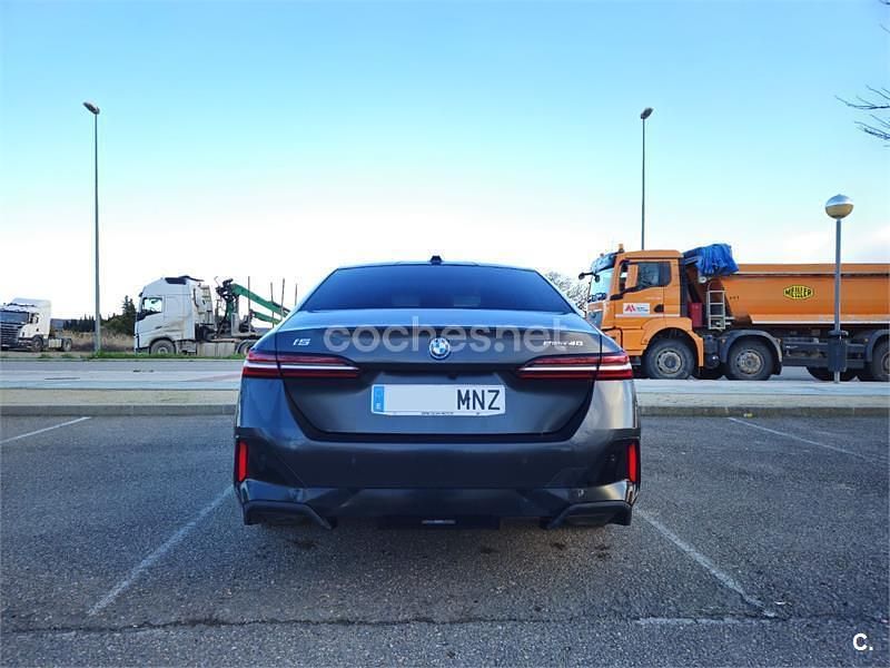 Usado BMW i5 Comfort Edition 250 kW (340 CV) 2024 Eléctrico Berlina