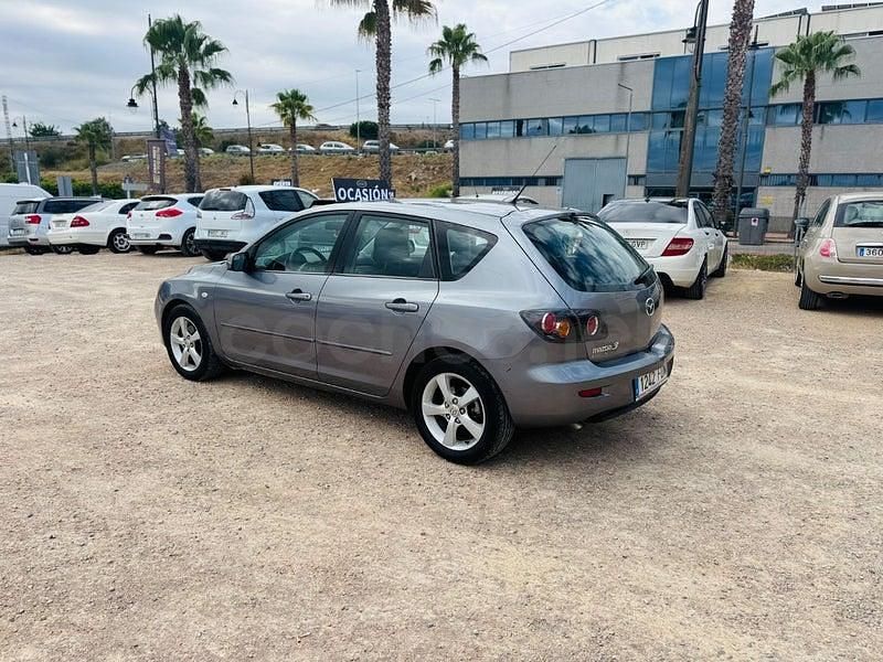 Usado Mazda 3 Active 109 CV (80 kW) 2006 Gris / plata Berlina