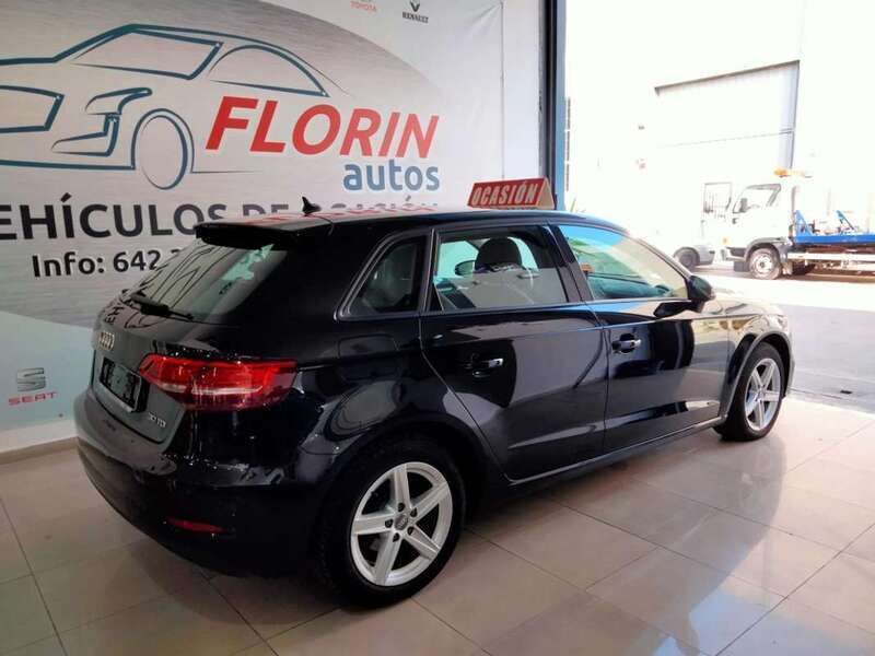 Usado Audi A3 Sportback 116 CV (85 kW) 2019 Negro Utilitario