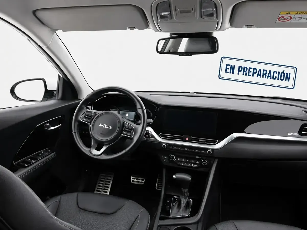 Usado Kia Niro 141 CV (103 kW) 2022 Blanco SUV