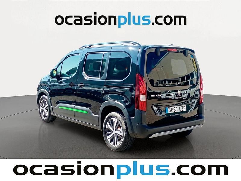 Usado Peugeot Rifter GT 131 CV (96 kW) 2022 Negro Monovolumen