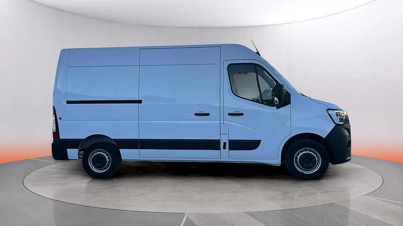 Usado Renault Master 150 CV (110 kW) 2024 Blanco Monovolumen