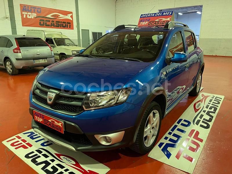 Azul Usado 2013 Dacia Sandero Stepway Berlina | 8499 € (Precio justo) - Imagen 1/4