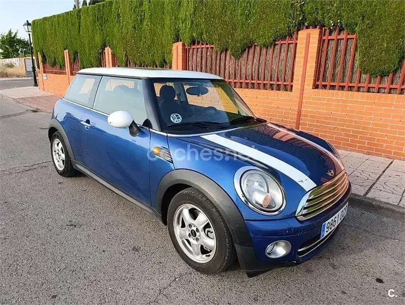 Usado Mini Cooper D 110 CV (80 kW) 2008 Azul Utilitario