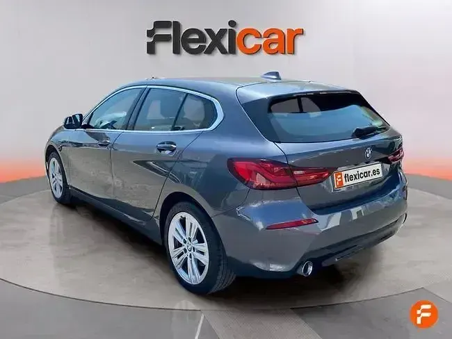 Usado BMW 116 116 CV (85 kW) 2020 Gris Utilitario