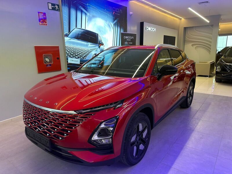Rojo Nuevo 2024 Omoda 5 SUV | 28.265 € (Precio justo) - Imagen 1/1