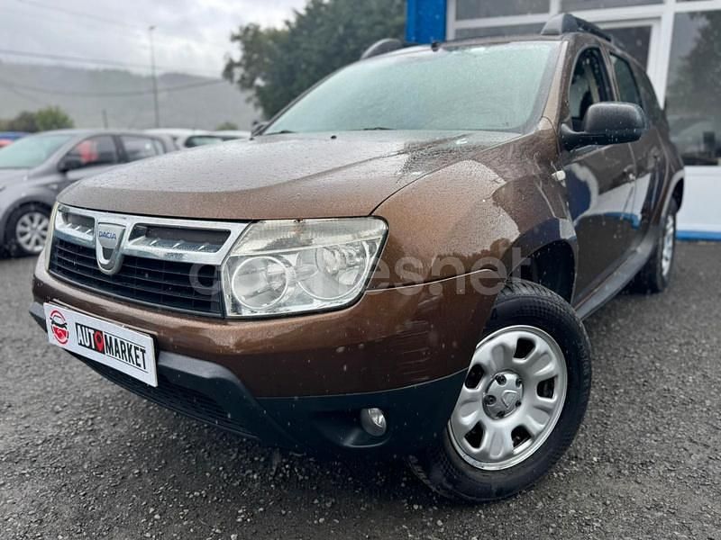 Marrón Usado 2011 Dacia Duster Lauréate SUV | 6490 € (Buen precio) - Imagen 1/4
