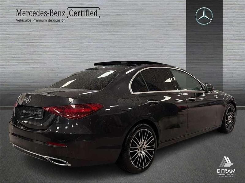 Usado Mercedes C220 200 HP (147 kW) 2024 Sedan