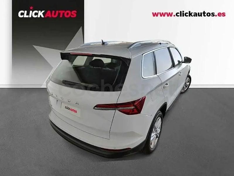 Usado Skoda Kamiq Selection 150 CV (110 kW) 2025 Blanco SUV