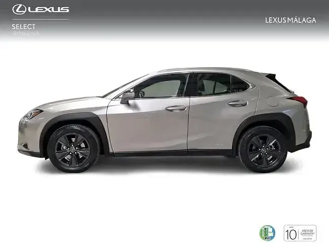 Usado Lexus UX Business Edition 184 CV (135 kW) 2022 Gris / plata SUV