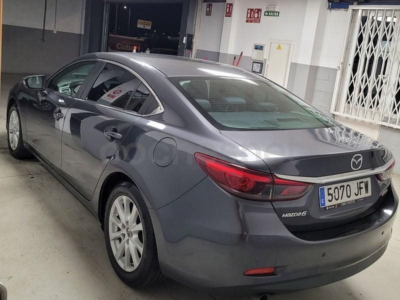 Usado Mazda 6 Edition 150 CV (110 kW) 2015 Gris / plata Berlina