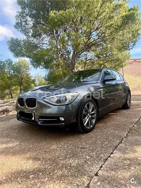 Usado BMW 118 Sport Line 143 CV (105 kW) 2012 Gris / plata Utilitario