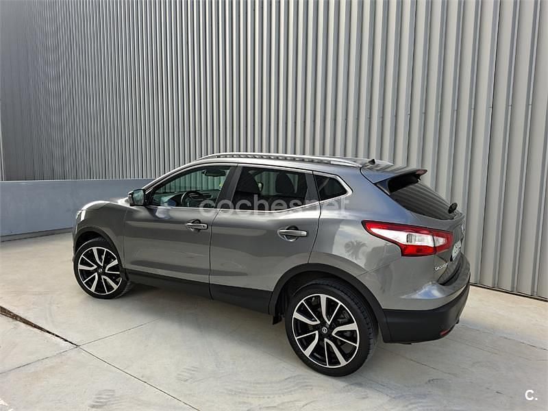 Usado Nissan Qashqai S 130 CV (95 kW) 2015 Gris / plata SUV