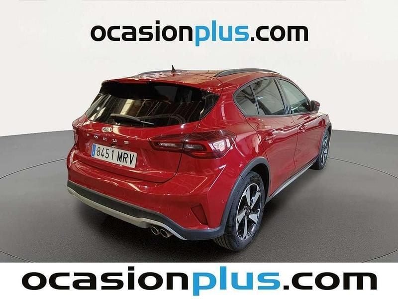 Usado Ford Focus Active 155 CV (114 kW) 2024 Rojo Familiar