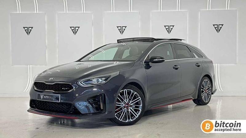 Usado Kia ProCeed GT 204 CV (150 kW) 2019 Gris Familiar