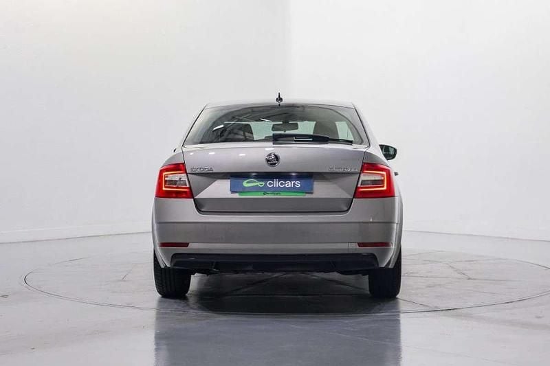 Brugt Skoda Octavia Ambition 116 HK (85 kW) 2019 Sølv Hatchback