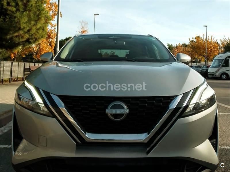 Usado Nissan Qashqai N-Connecta 140 CV (102 kW) 2023 Gris / plata SUV