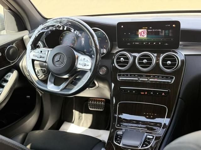 Usado Mercedes GLC220 194 CV (142 kW) 2021 Gris / plata SUV