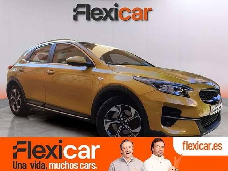 Usado Kia XCeed 120 CV (88 kW) 2020 Amarillo SUV