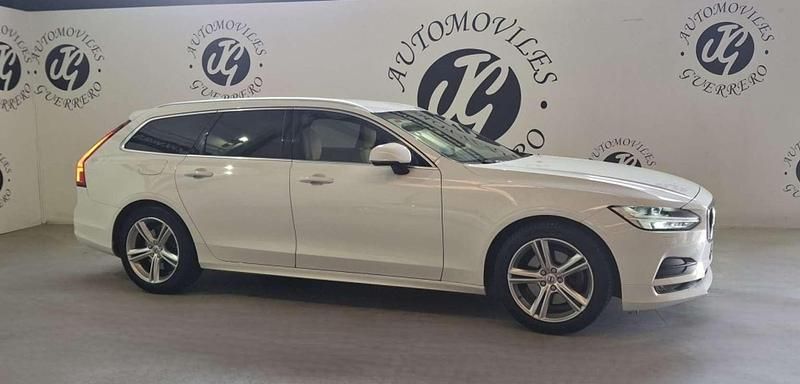 Begagnad Volvo V90 Business Edition 190 HK (139 kW) 2019 Vit Kombi