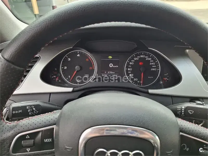 Usado Audi A4 190 CV (139 kW) 2010 Negro Berlina