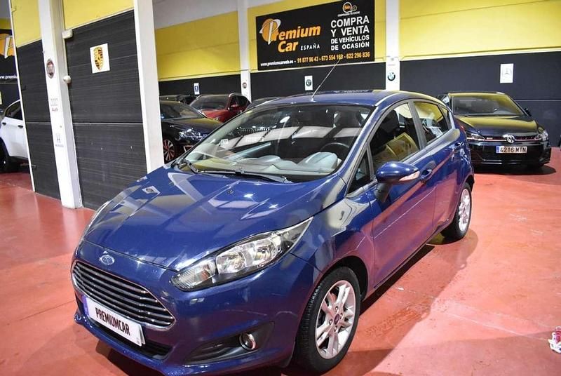 Azul Usado 2015 Ford Fiesta Trend Utilitario | 10.490 € (Un poco caro) - Imagen 1/4