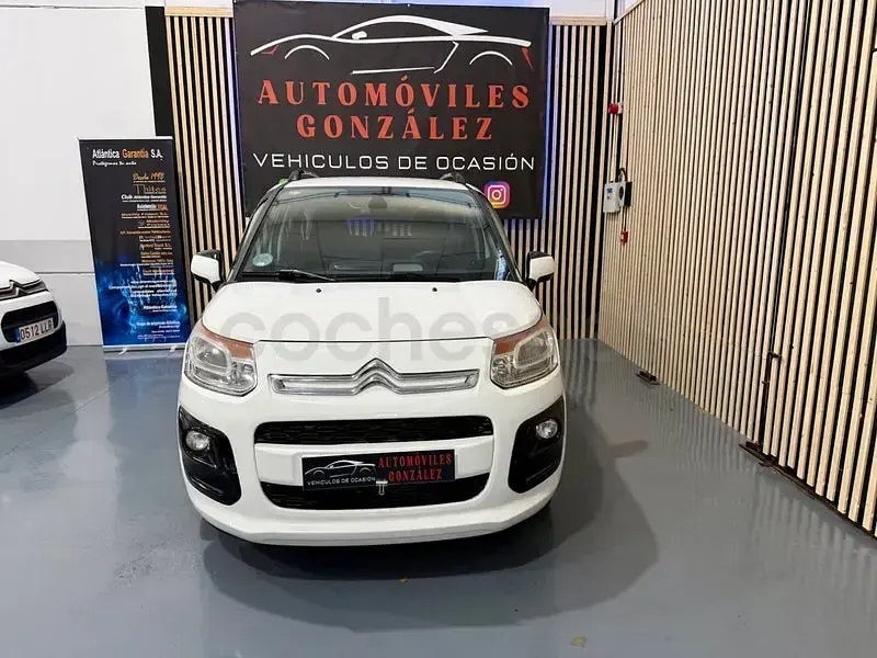 Usado Citroën C3 Picasso Feel 110 CV (80 kW) 2016 Blanco Monovolumen