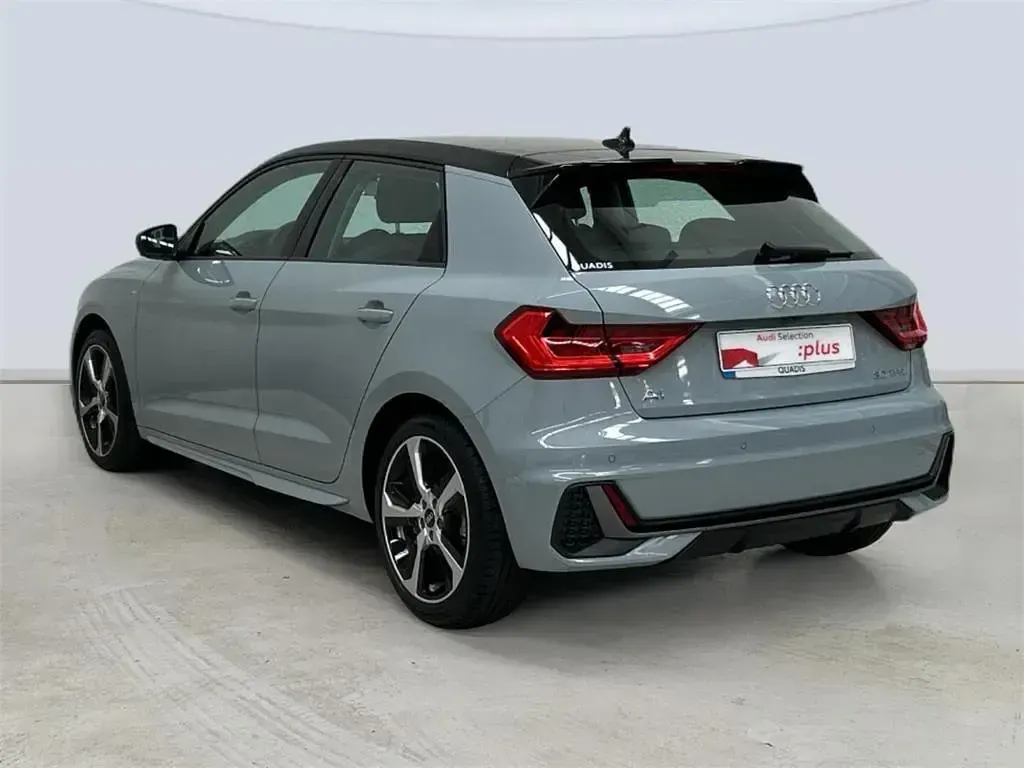 Usado Audi A1 Sportback 116 CV (85 kW) 2025 Gris flecha Utilitario