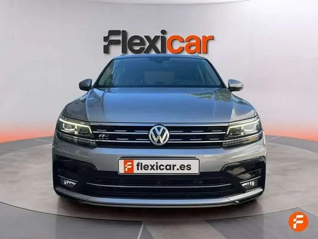 Usado VW Tiguan Sportline 239 CV (175 kW) 2018 Gris SUV