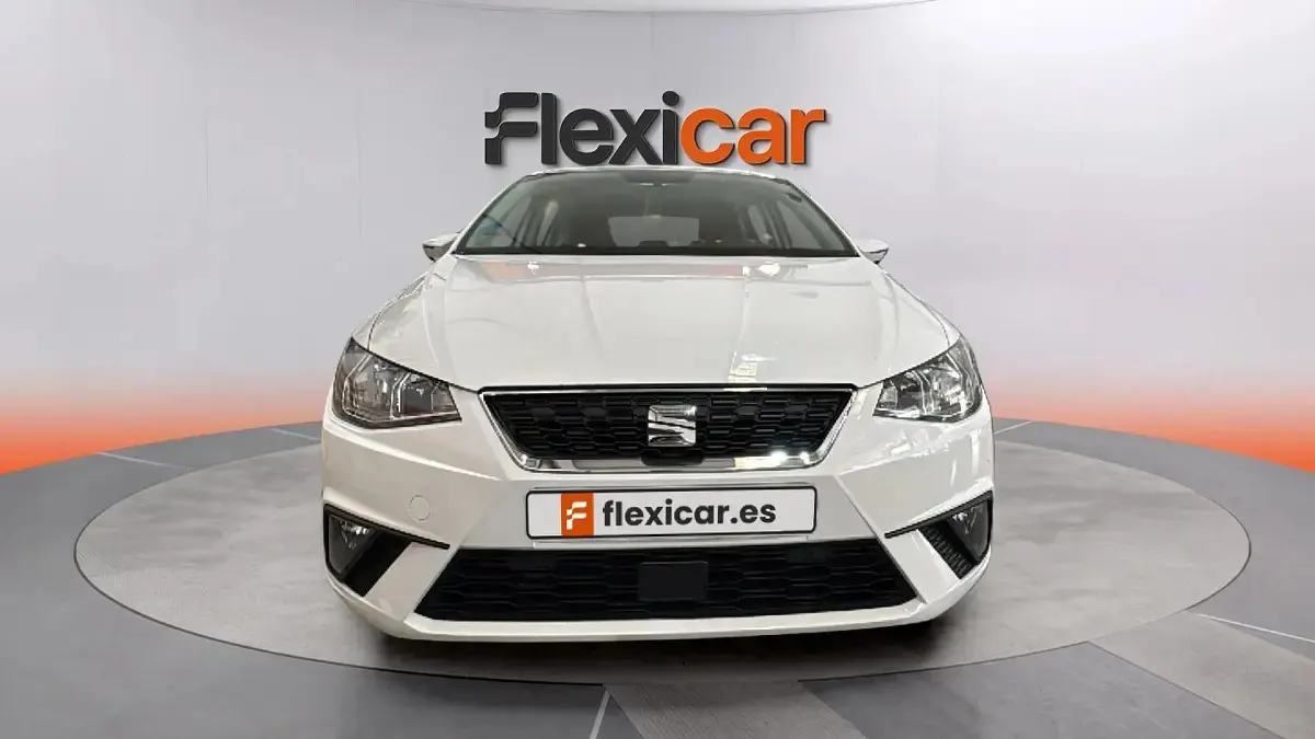 Usado Seat Ibiza Reference 90 CV (66 kW) 2019 Blanco Utilitario