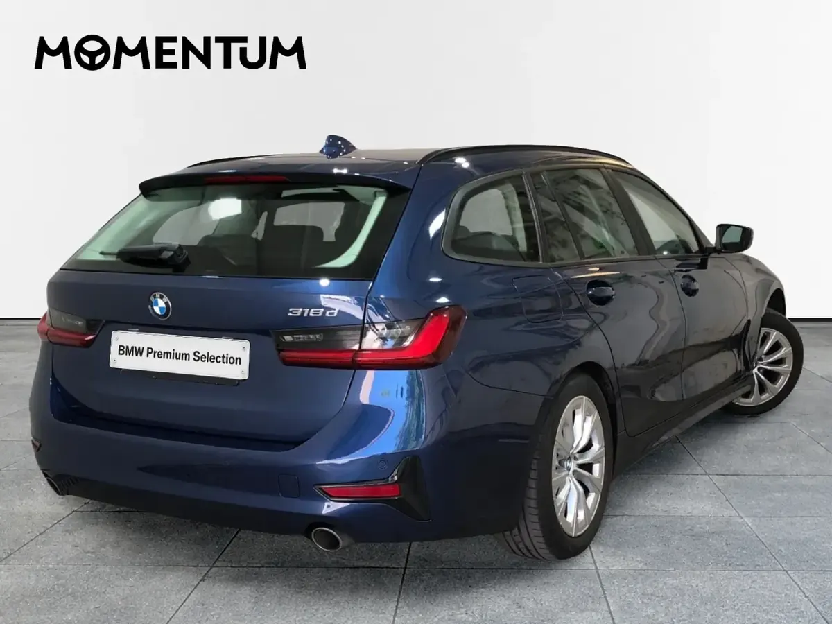 Usado BMW 318 150 CV (110 kW) 2022 Azul Familiar