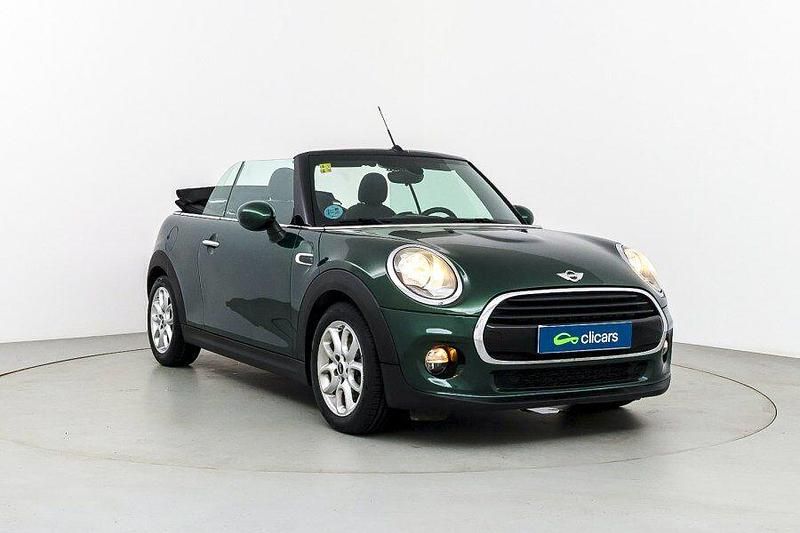 Usado Mini Cooper D Cabriolet 116 CV (85 kW) 2017 Verde Descapotable