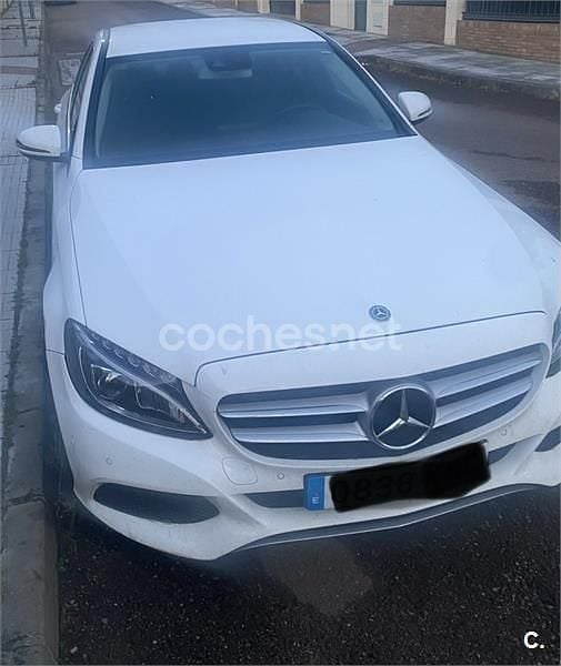 Usado Mercedes C220 170 HP (125 kW) 2018 Branco Sedan
