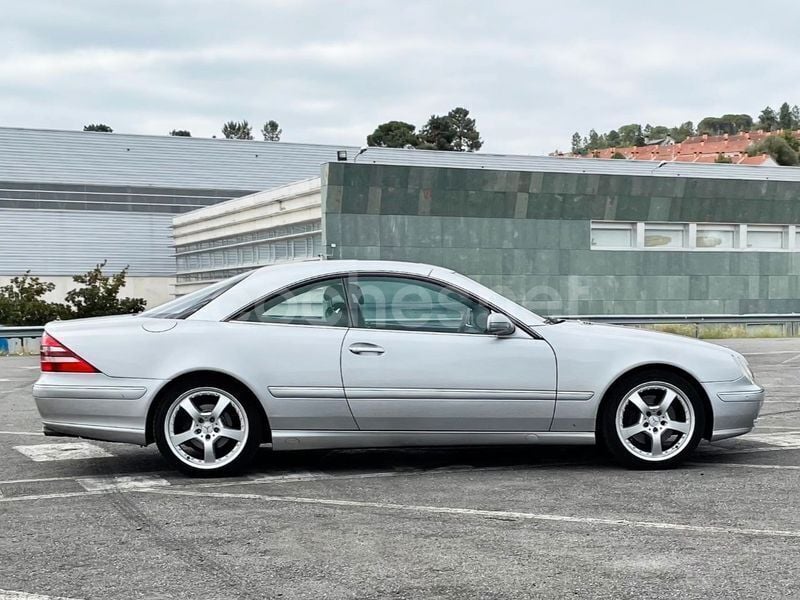 Usado Mercedes CL500 306 CV (225 kW) 2000 Gris / plata Coupe