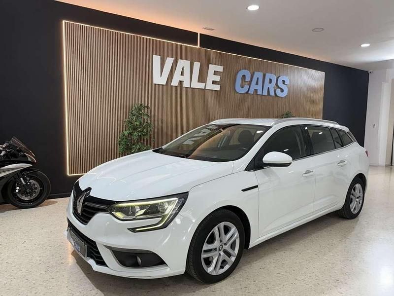 Usado Renault Mégane GrandTour Business 116 CV (85 kW) 2020 Blanco Familiar