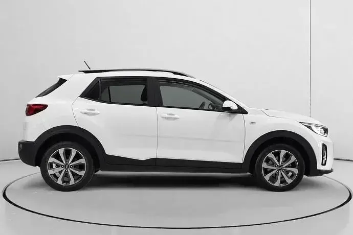 Usado Kia Stonic 100 CV (73 kW) 2022 SUV