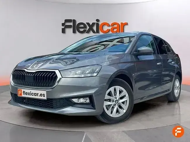 Usado Skoda Fabia Selection 115 CV (84 kW) 2025 Gris Utilitario