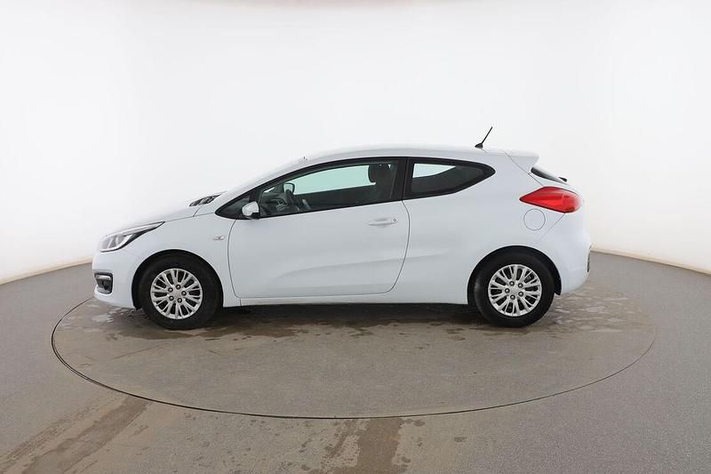 Usado Kia Ceed 100 HP (73 kW) 2017 Branco Citadino